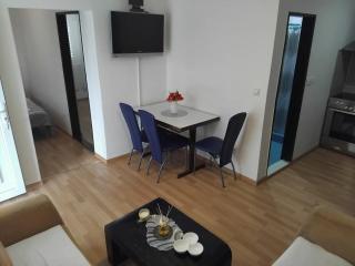 Apartments Vuk&Jovan - Baošići - 4