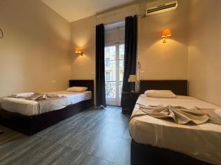 Travelers House Hostel - 0