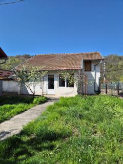 Căsuța de la linie - Moroeni - 5