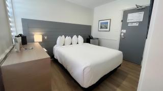 Colonial Hotel & Suites - Grand Bend - 8