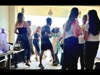 Rahgir Tales Hostel - Taj View 800m from Taj Mahal - 2