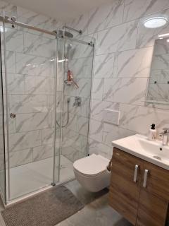 Linden Retreat Apartments - - 6