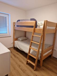 Linden Retreat Apartments - - 5