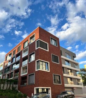 Japandi Pearl Designed Studio,Parking ,Aircon, O2 - Prag - 9
