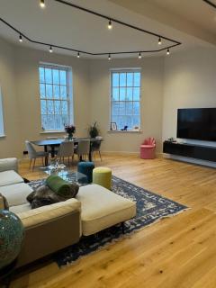Modern Flat, Ideal Location! - Londra - 0