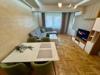 Modern & Elegant apartment with free parking - Sarajevo - 4