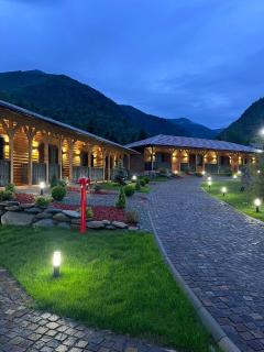 Woodville Resort - Moisei - 1