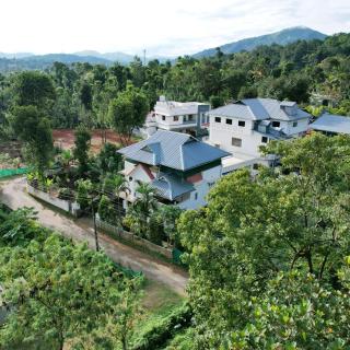 Jason Villa - Thekkady - 7