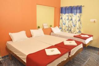 Hampi V S HOMESTAY - 7