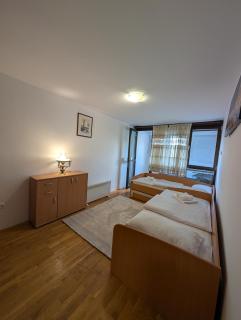 NiceOneLakeView - 4