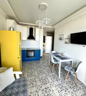 Modern and Vintage Apartment close to Center - Odesa - 3