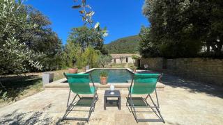 Maison au pied du Luberon avec Piscine Privée et Terrain de Boules - Lourmarin - 0