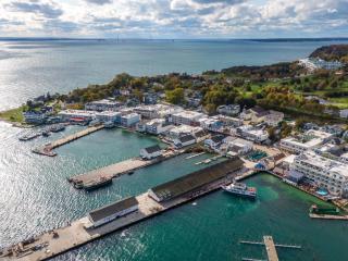 Murray Hotel - Mackinac Island - 1