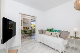Sea Breeze House by Kura Homes - 7