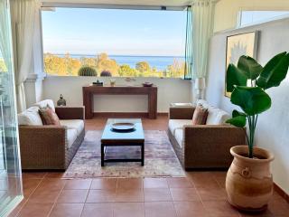 Sea View Apartment - Estepona - 3