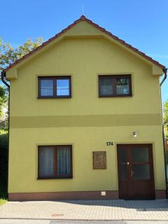 Vinný sklep s apartmány u Kvěchů - Bavory - 9