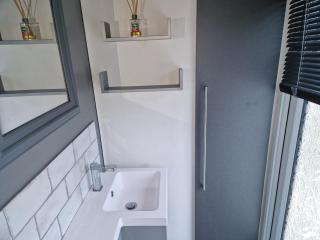 2 bed static - Hull - 3