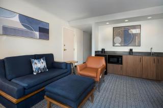Courtyard by Marriott Chattanooga Downtown - 3