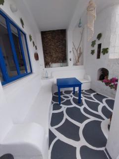 Blue on The Beach - Poros - 6