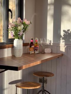 Ashmead Shepherds hut - 6