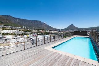 TableMountain Views 2BR Parking Balcony Pool - 4
