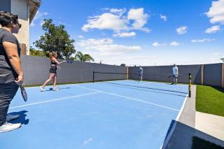 Stunning Bay Views with Pickleball and Hot Tub - San Diego - 4
