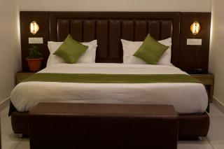 Around stays by the Ganges - 3