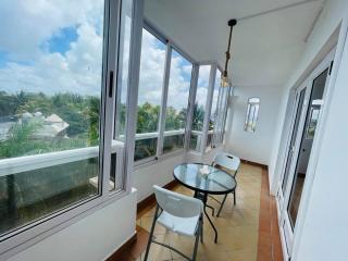 Stunning beachfront apartment with seaview, 25 metres from beach - Blue Bay - 6