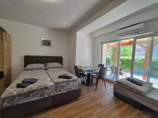Villa Vojkova - 7