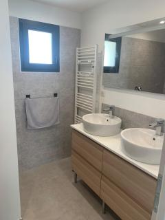 Maison rénovée 3 chambres - Mollégès - 2