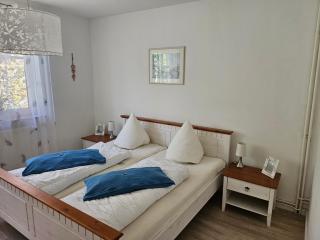 Strandnahe FeWo Sonneneck auf Poel mit Garten & Stellplatz - Insel Poel - 4