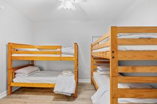 Pier Watch Unit 106-10 beds-6 bedrooms-Sleep14-Golf Cart Allowed - North Myrtle Beach - 1
