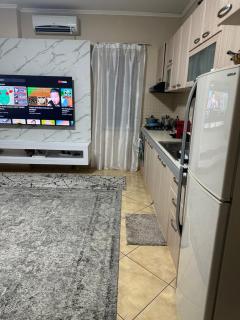 Apartament - Polisi i Vogël - 2