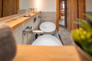 Luxus Chalet im Allgäu - Zirbenholz Schlafzimmer - Terrasse mit Bergblick - Infrarotkabine - Blaichach - 5