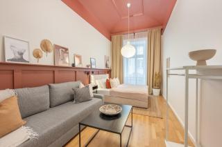Cozy Flat with Park & Museum View - Prague - 5
