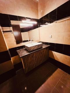 Cozy 2BHK Elegant & Peaceful - Islamabad - 6