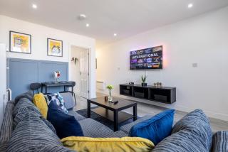 RNM - Business Pro Ready, Private Access Entire Place, Kitchen and bathrooms with all Amenities, Fast WiFi, Smart Tv, Premium Bed, Parking Nearby - Halesowen - 6