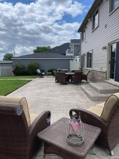 Cozy Canal Retreat - 6