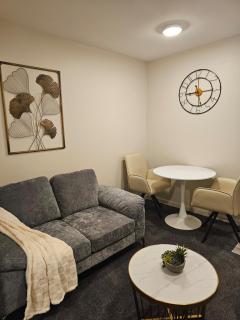 Cityscape Retreat - Apartment with Pool and Gym - Auckland - 4