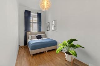 Close to Shopping Street I 2 Minutes to Naschmarkt - Vienna - 1