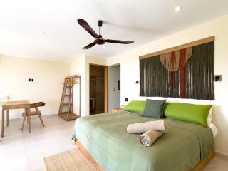 Ocean View 2-Story Loft Near the Best Beaches - Puerto Escondido - 4