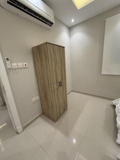 غرفتين وصالة حي الملقا - 4