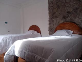 Casa Urqu - Ollantaytambo - 1