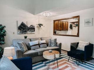 Snowater Condo 73 - Views - Wi-Fi - Sleeps 6 - Deming - 7