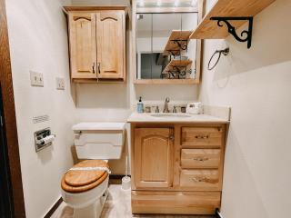 Snowater Condo 73 - Views - Wi-Fi - Sleeps 6 - Deming - 2
