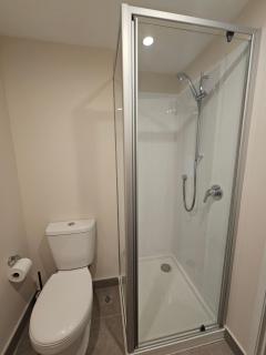 Cityscape Retreat - Apartment with Pool and Gym - Auckland - 9