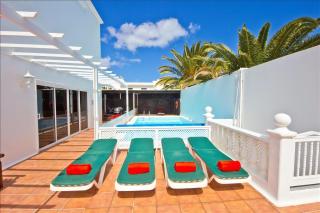 Great Costa Teguise Home Villa Luz De La Fragata 4 Bedrooms Private Pool Central Location - Costa Teguise - 2