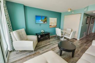 New Modern, Direct Oceanfront, Boardwalk, Views! - Myrtle Beach - 8