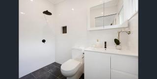 Family accommodation in leafy Indooroopilly - Brisbane - 4