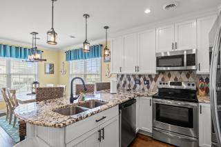 Upscale, Stylish, Raised 3 BR Beach House Sleeps 7! - Myrtle Beach - 9